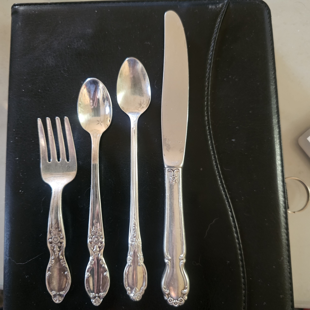 🔥 4-Pcs Silverplate Infant Baby Child Flatware Fork, Spoons, Knife, Mixed Lot